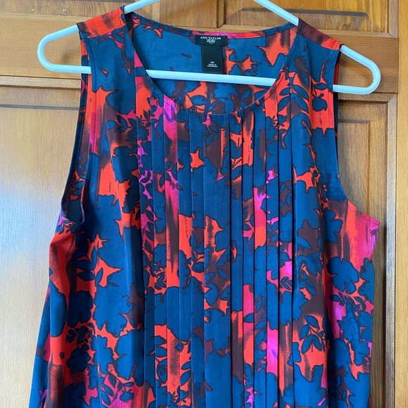 Ann Taylor Tops - Ann Taylor Sleeveless Blouse